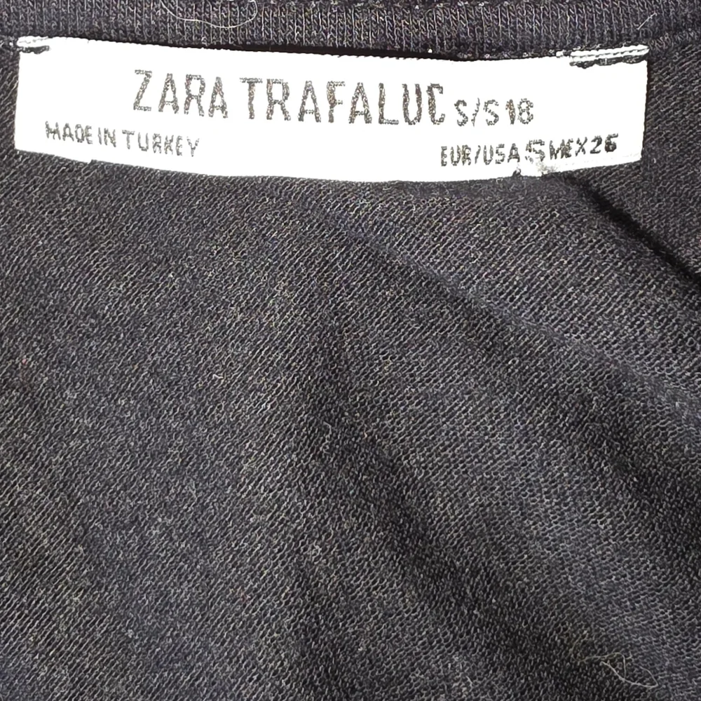 Zara Trafaluc Black Fitted Cropped Plain Short Sleeve Tee S - Picture 11 of 11